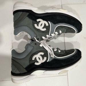Chanel sneakers 37